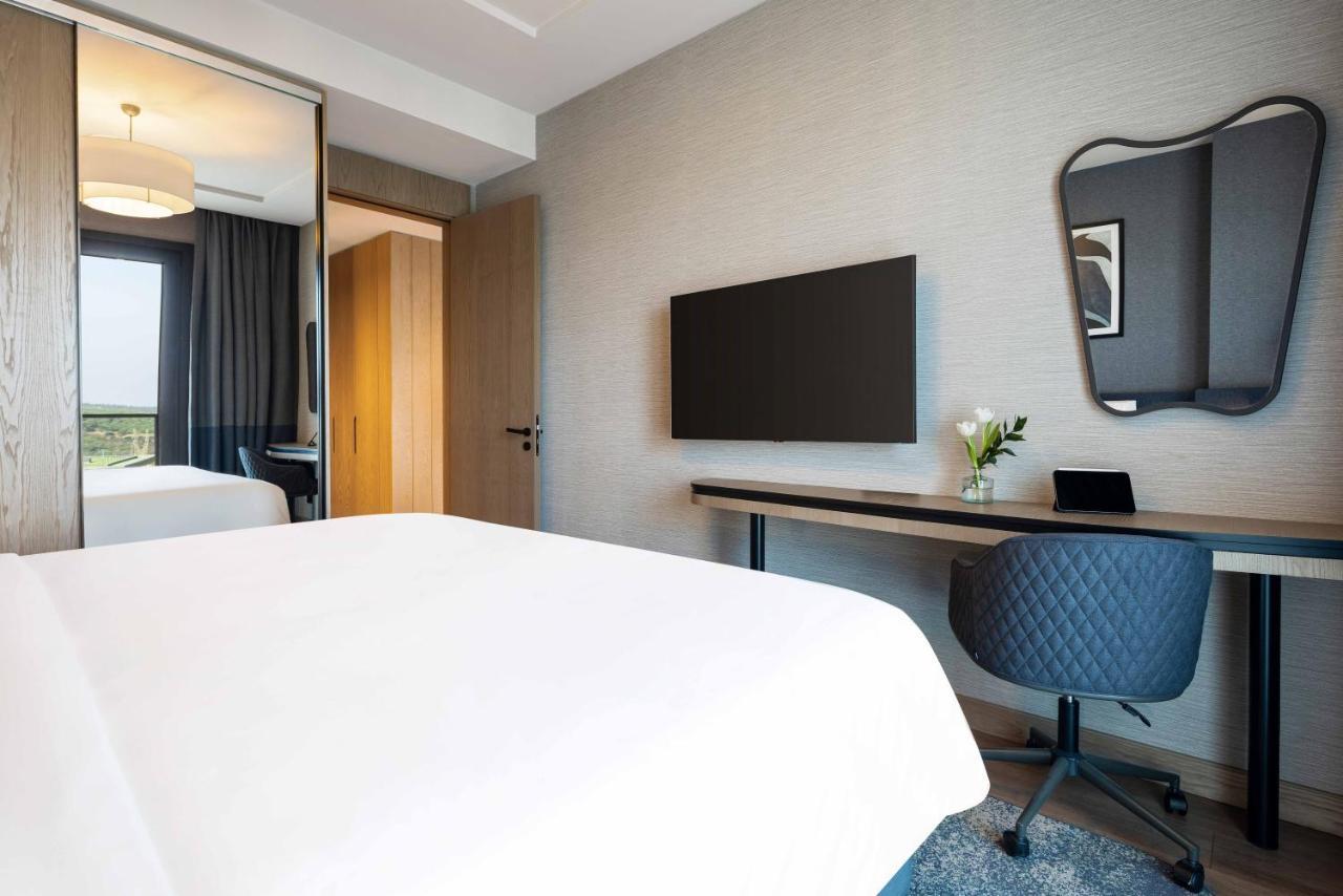 Hotel Movenpick Living Camlivadi Istanboel