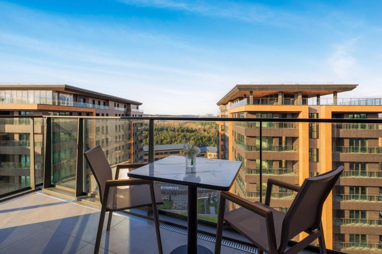 Hotel Movenpick Living Camlivadi Istanboel